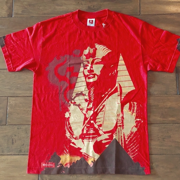 KALLUSIVE Red graphic T- shirt size Medium - Picture 3 of 8